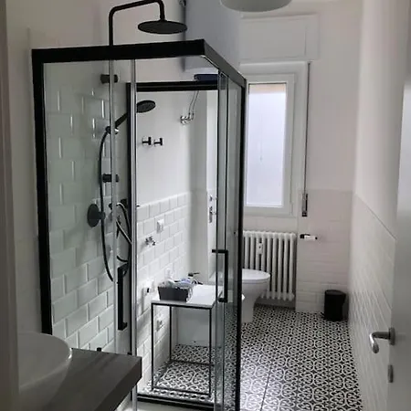 Apartment New In Lively Area Milan