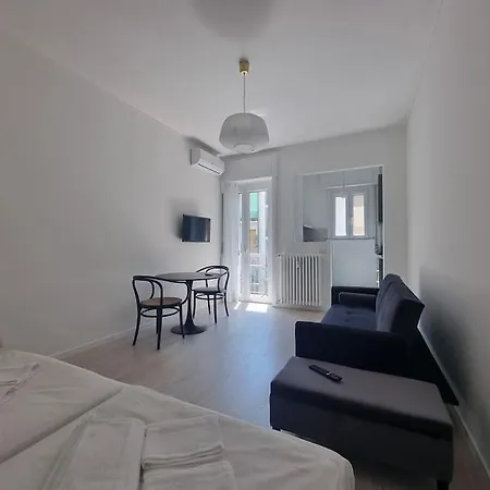 Appartamento New In Lively Area