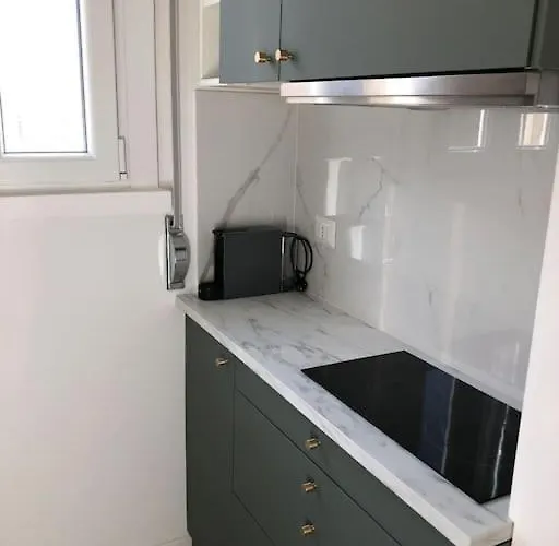 New In Lively Area Apartament Mediolan